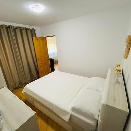 Home Away - Chic And Cozy Apartment Констанца Екстер'єр фото