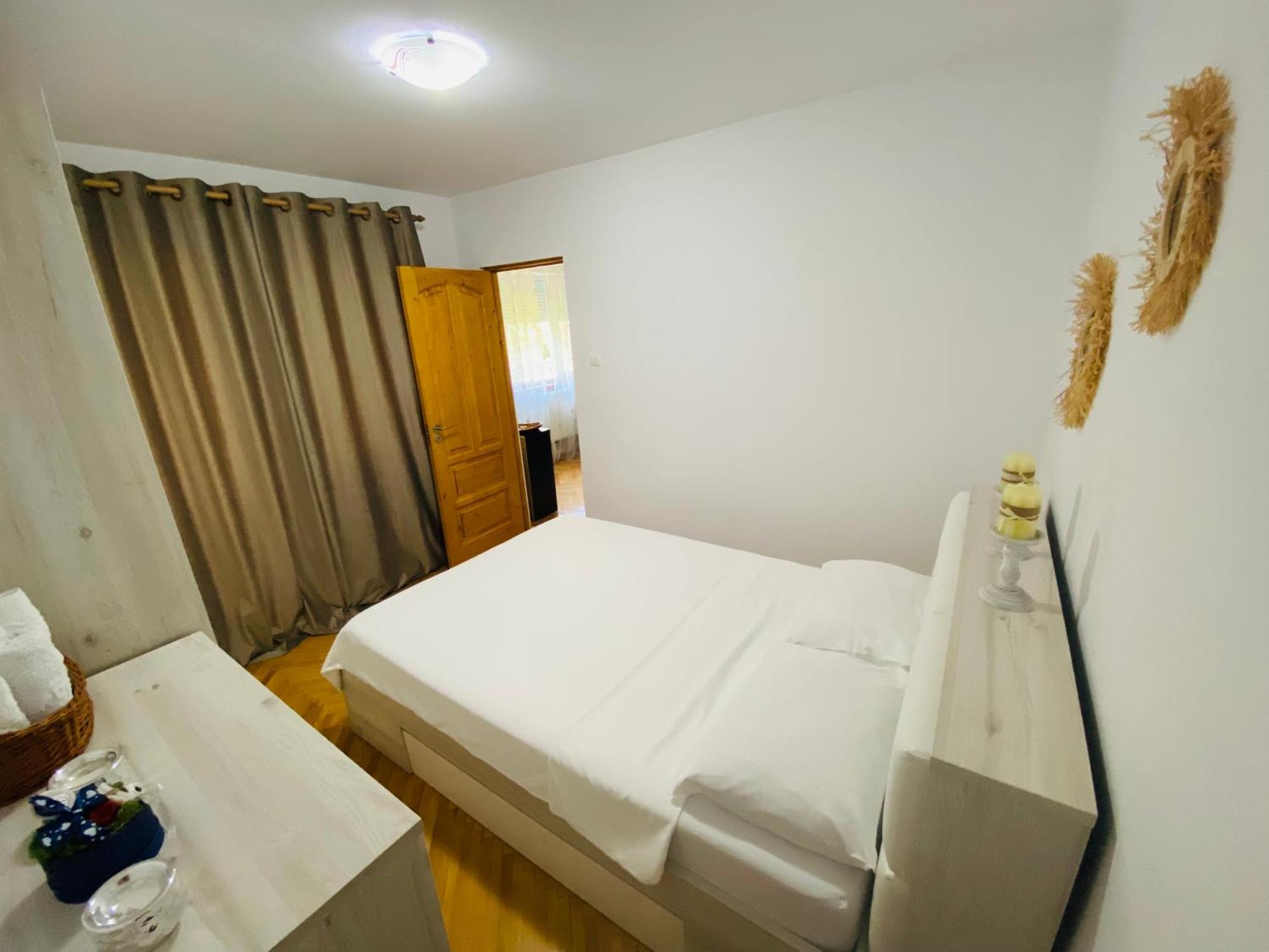 Home Away - Chic And Cozy Apartment Констанца Екстер'єр фото